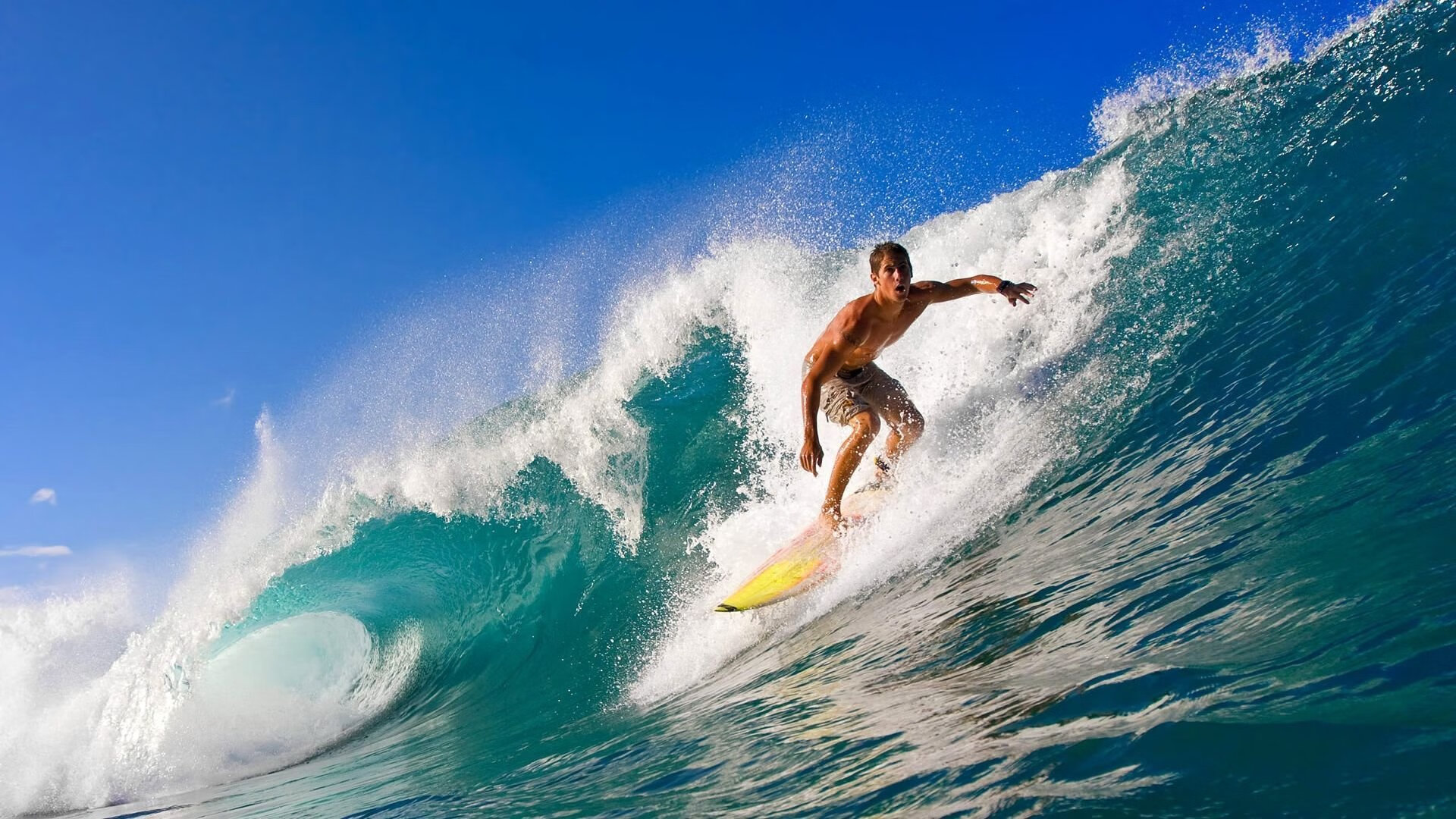 开云体育移动版-足球运动员科学训练计划制定，更科学合理提升表现，足球科学化训练理念